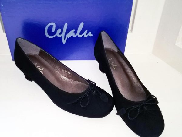 Alba suede black shoes, Elegante Dronfield
