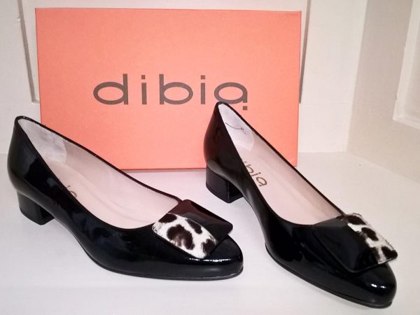 Negro Blanco patent shoes, Elegante Dronfield