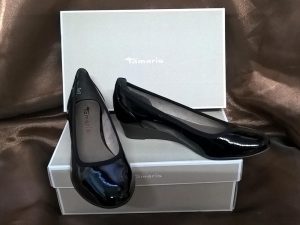 Black Patent, Elegante Dronfield