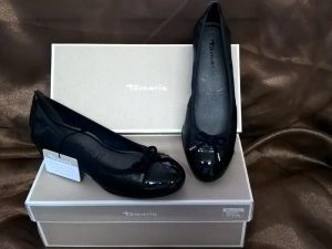 Navy Comb Pumps, Elegante Dronfield